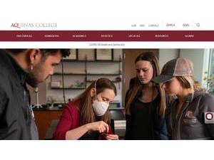 Aquinas College's official website homepage screenshot