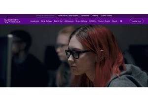 Crown College's official website homepage screenshot