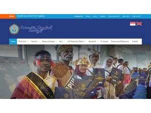 Hang Tuah University's official website homepage screenshot