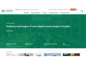 Humanitas University's official website homepage screenshot