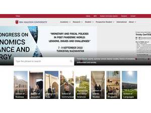 Ibn Haldun Üniversitesi's official website homepage screenshot