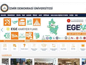 İzmir Demokrasi Üniversitesi's official website homepage screenshot