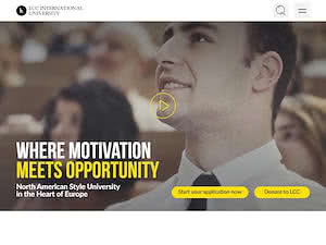 LCC tarptautinis universitetas's official website homepage screenshot