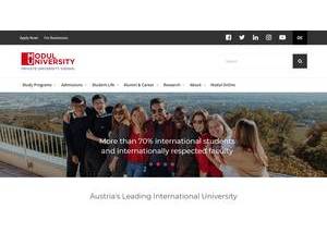 MODUL University Vienna's official website homepage screenshot
