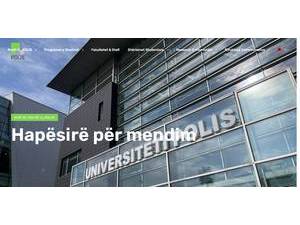 Polis University's official website homepage screenshot
