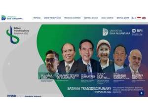 Universitas Dian Nusantara's official website homepage screenshot