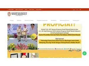 Universitas Katolik Widya Mandala Surabaya's official website homepage screenshot