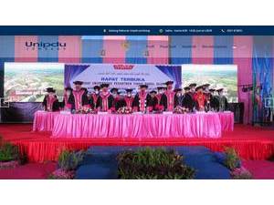 Universitas Pesantren Tinggi Darul 'Ulum's official website homepage screenshot