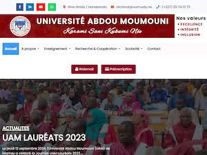Université Abdou Moumouni's official website homepage screenshot