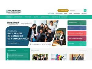 Université Internationale d'Agadir's official website homepage screenshot